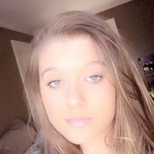 Meet your Posher, Hailey